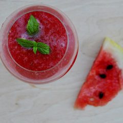 Melounové smoothie s jahodami